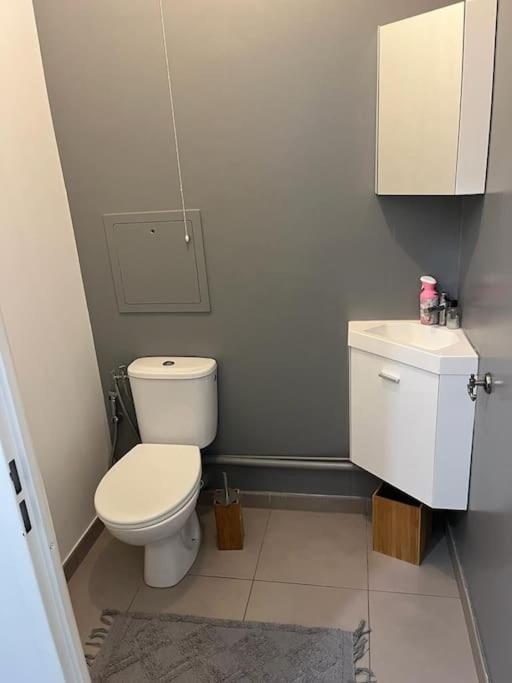 Grand Appt Proche Paris Parking Apartment Aubervilliers Exterior photo